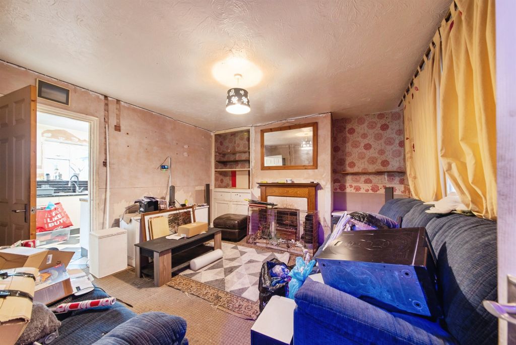 Property photo 3 of 16