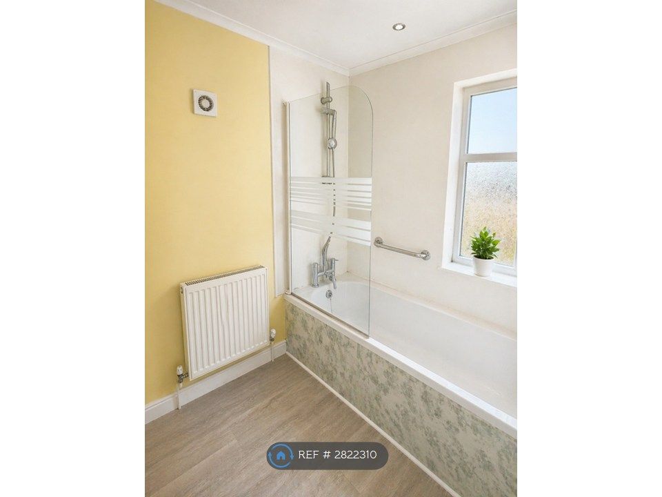 Property photo 3 of 3