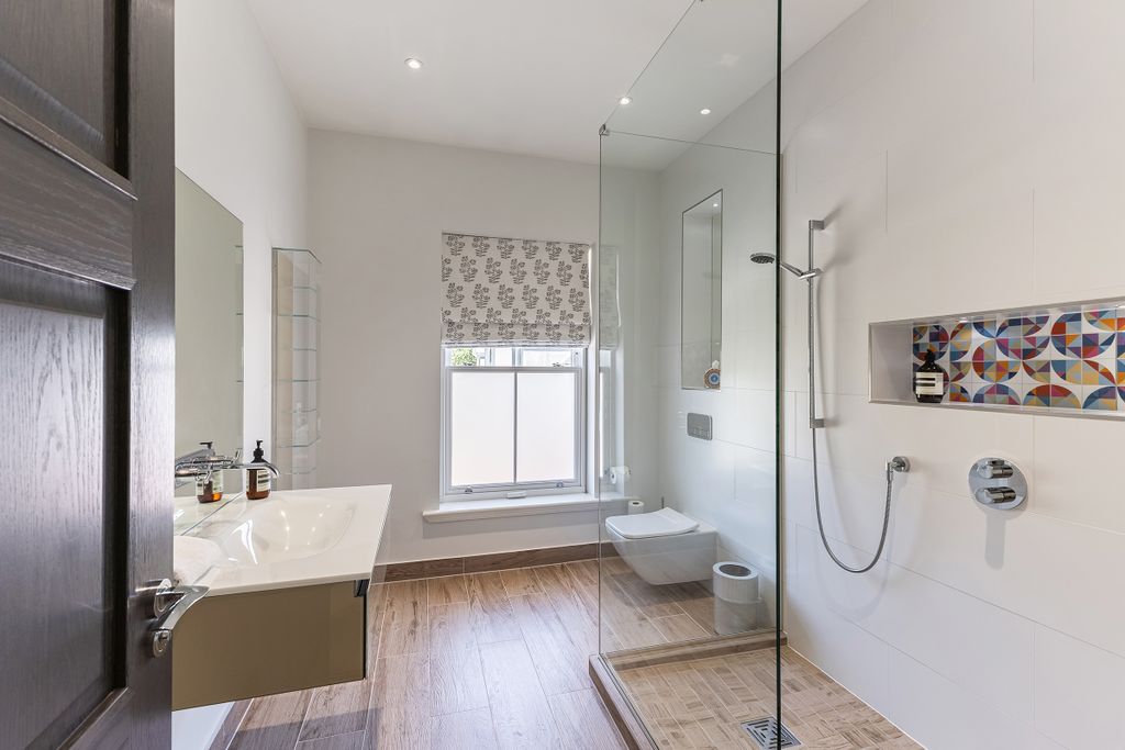 Additional image 22 of 6 bed property for saleRegent's Walk, Ascot, Berkshire SL5