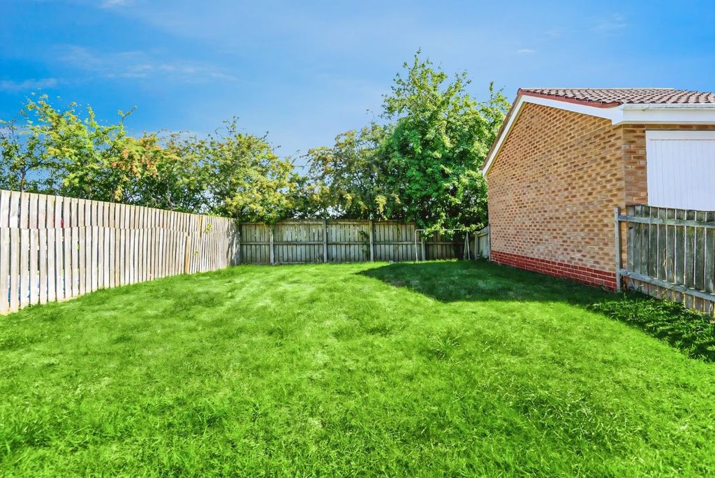 Property photo 3 of 15 92Aa0Dbb-Hornbeam 203.Jpg