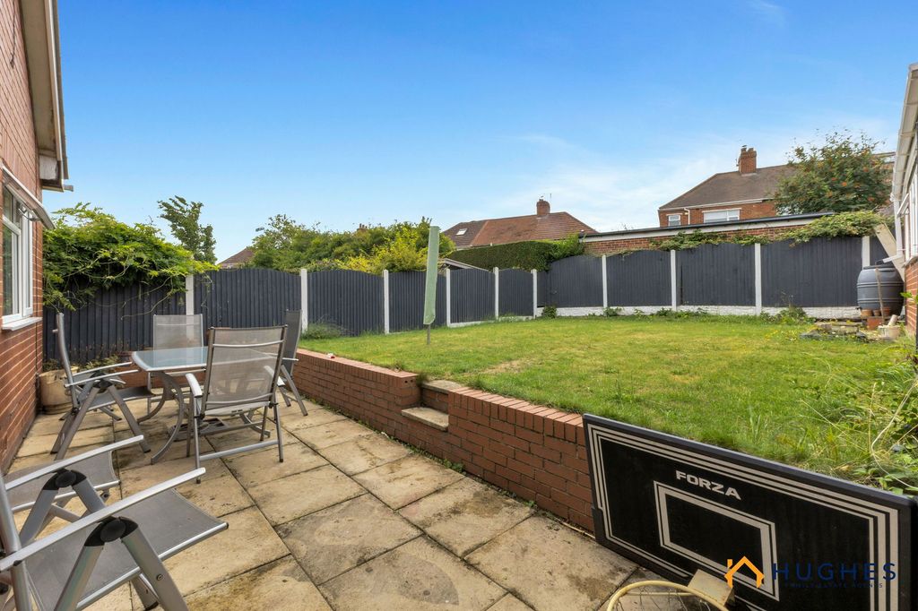 Property photo 3 of 23