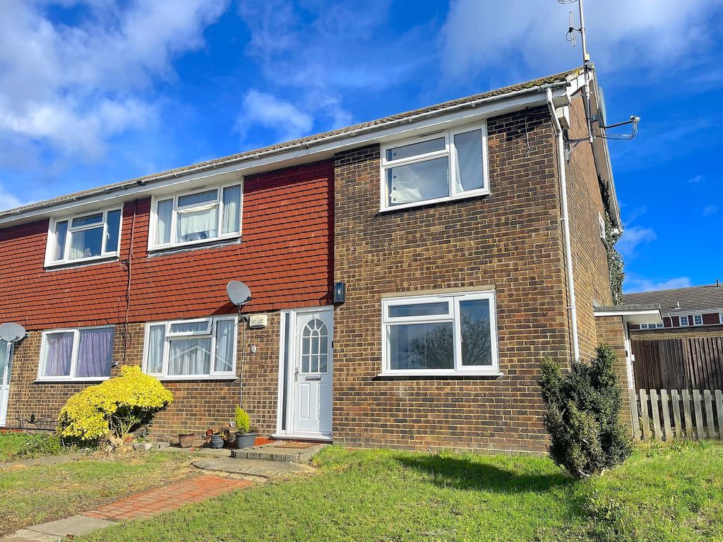 Property photo 1 of 17 Front (1)