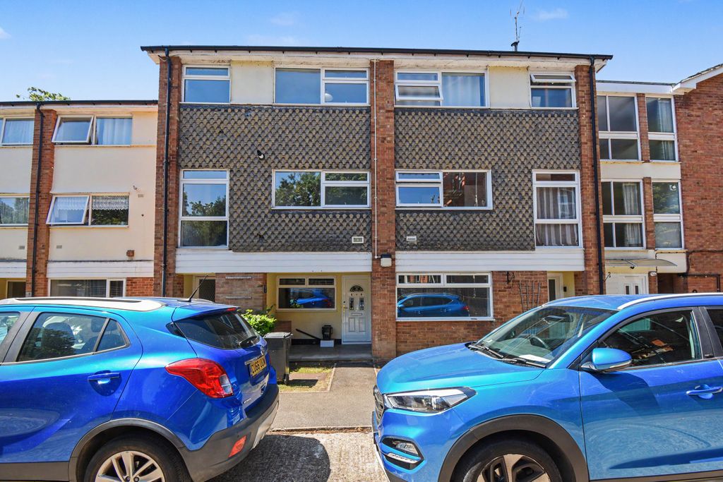 Property photo 1 of 20 Flat 5, The Firs, Bath Road, Reading, Rg1 6Hn