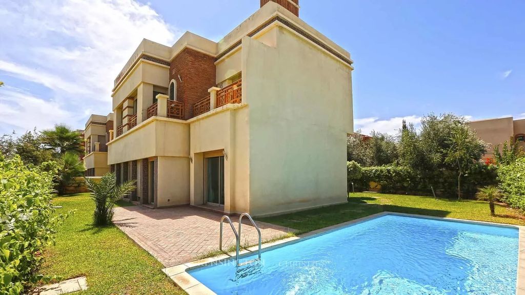 Property photo 2 of 16 Swimming Pool