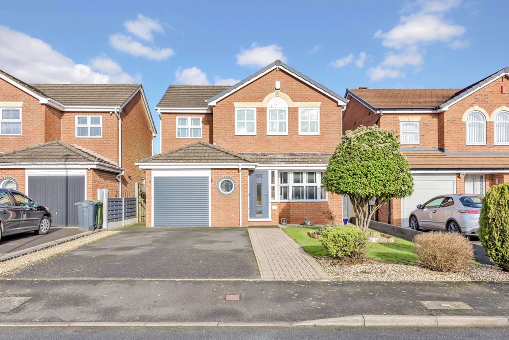 Property photo 1 of 37