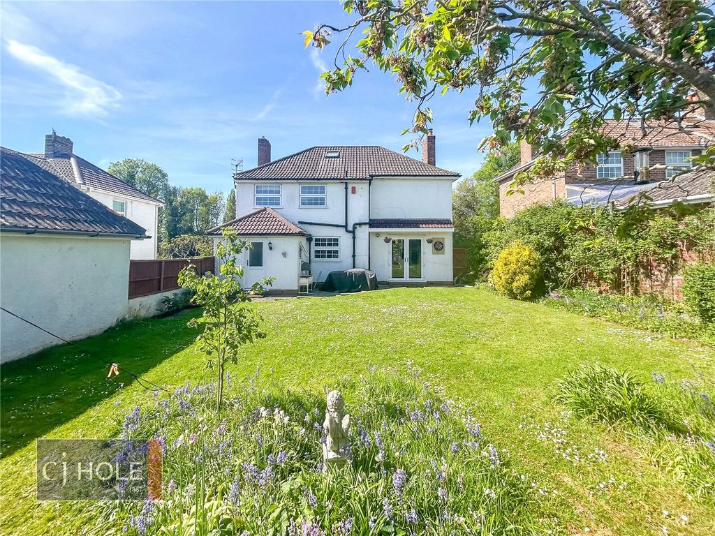 Property photo 2 of 21 Picture No. 04