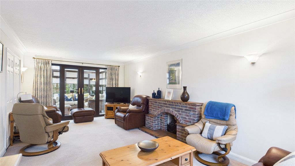 Property photo 2 of 17 Picture 2