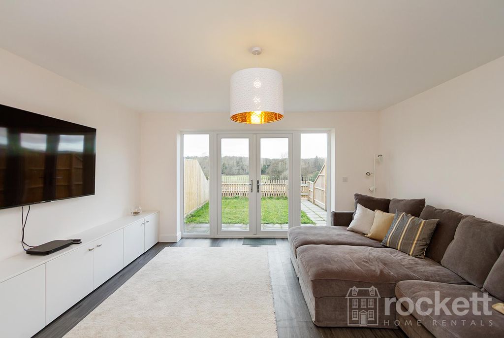 Property photo 1 of 35 6_Hanford_Gwi_7245Ec