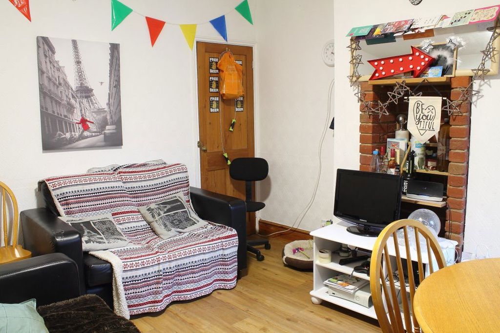 Property photo 3 of 30