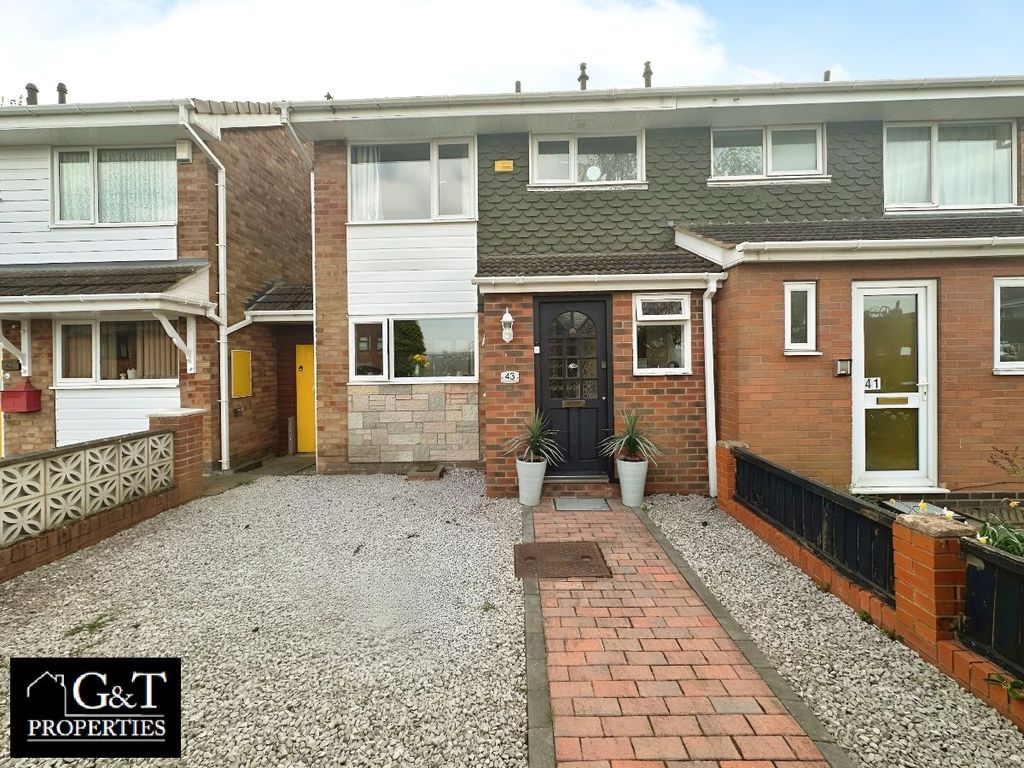 Property photo 2 of 23