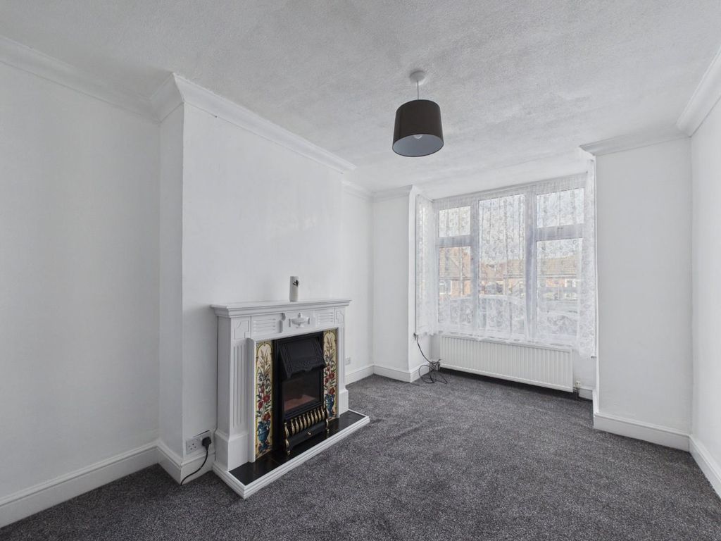 Property photo 3 of 17 Cam05010G0-Pr0228-Still001.Jpg