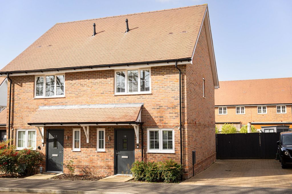 Property photo 1 of 22