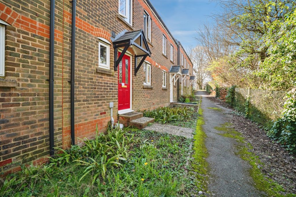 Property photo 1 of 18