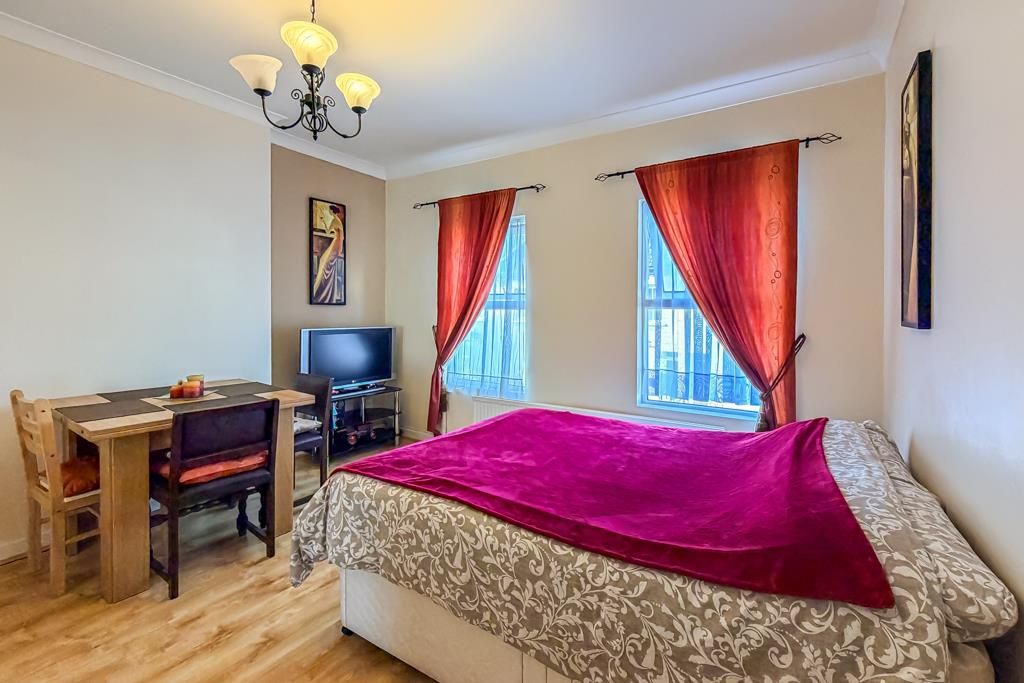 Property photo 2 of 11 Lounge/Diner