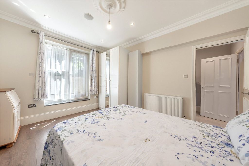 Property photo 2 of 14 Picture No. 06