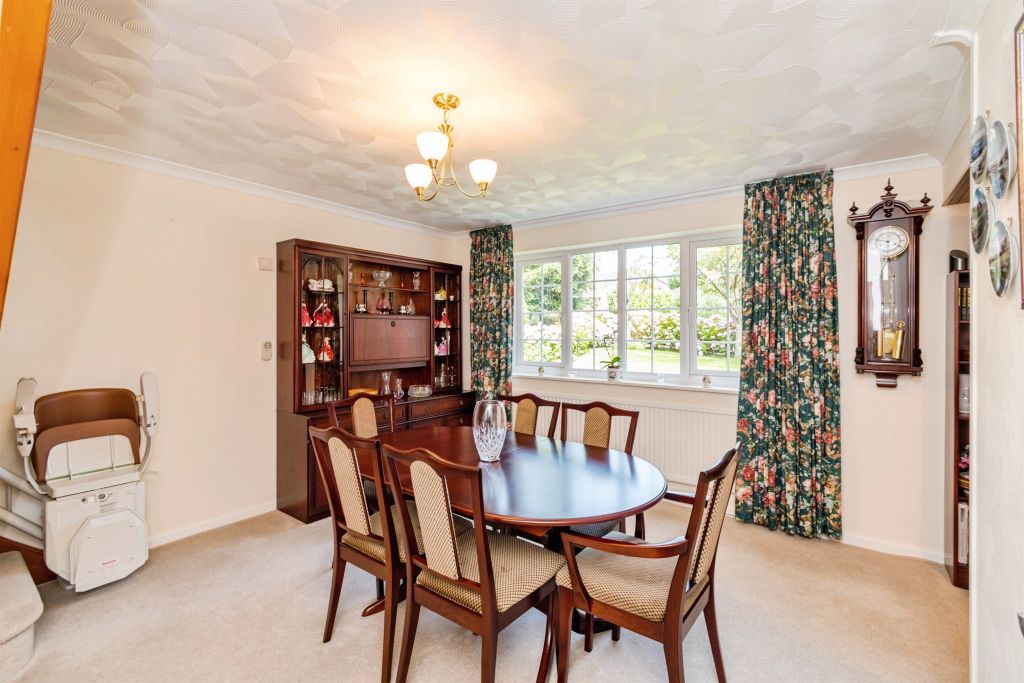 Property photo 3 of 19