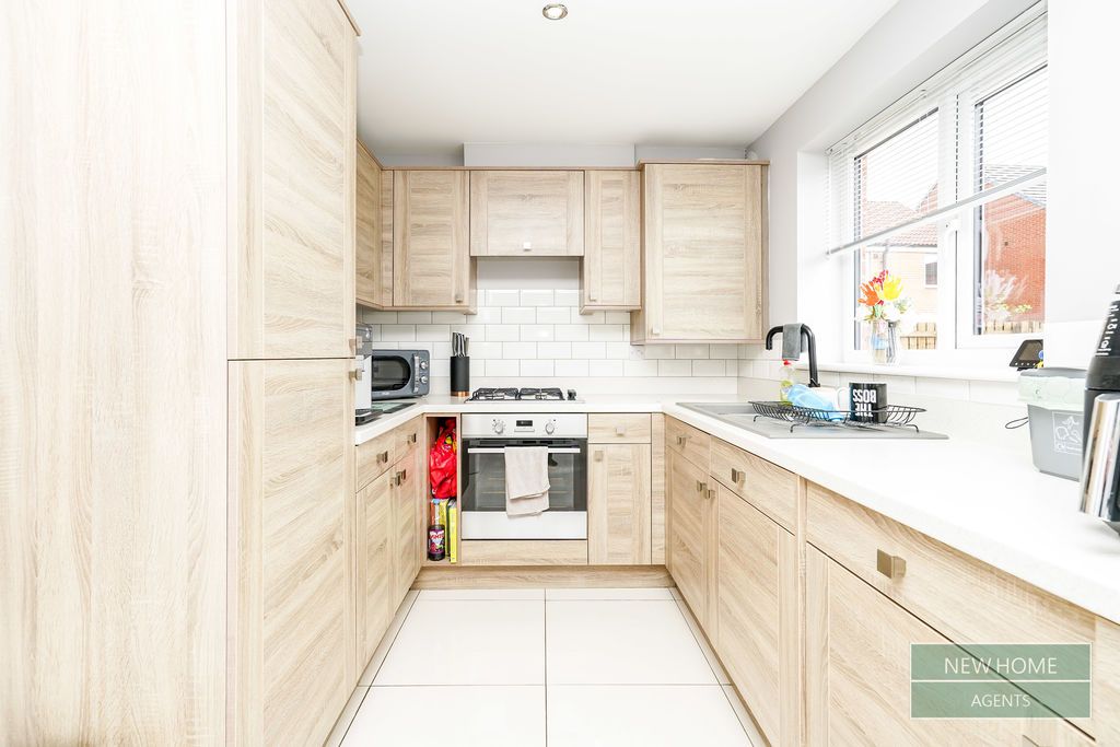 Property photo 2 of 20 Photo 13