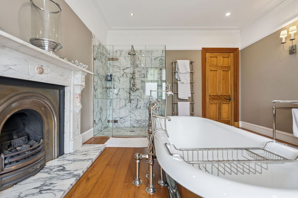 Additional image 23 of 5 bed town house for saleKings Gate, 33 Victoria Crescent Road, Dowanhill, Glasgow G12