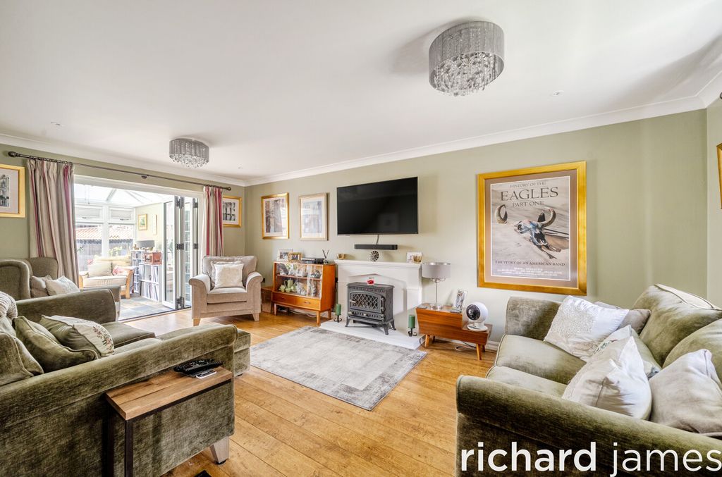 Property photo 3 of 18 88270460A7c141Db9618d7d230076Ff0