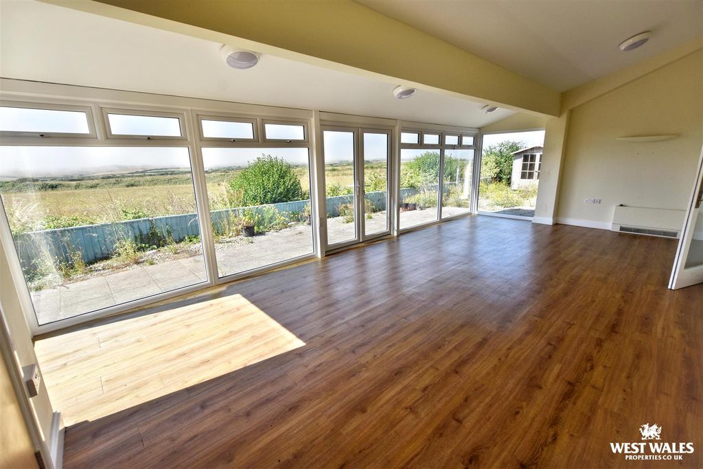 Property photo 3 of 26 14 (24).Jpg