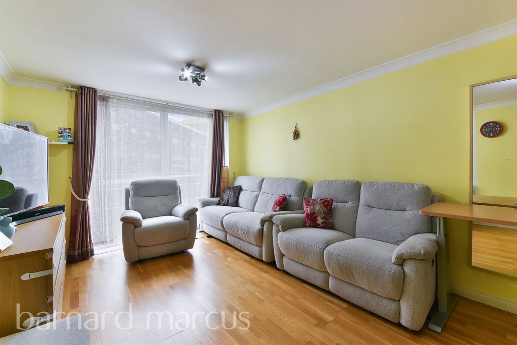 Property photo 3 of 9