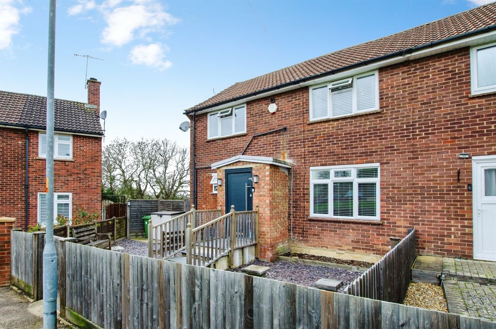 Property photo 2 of 24