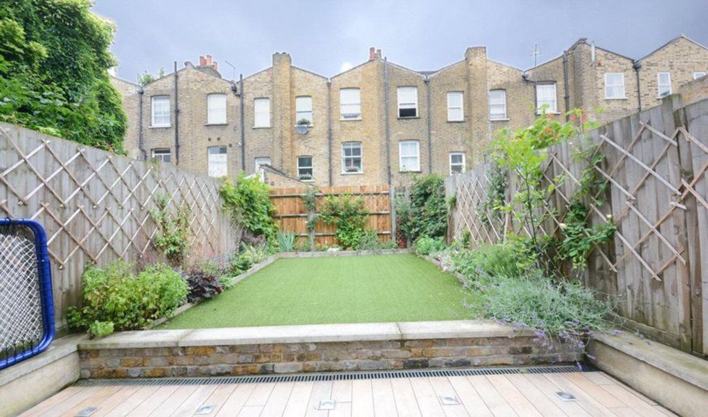 Property photo 3 of 13