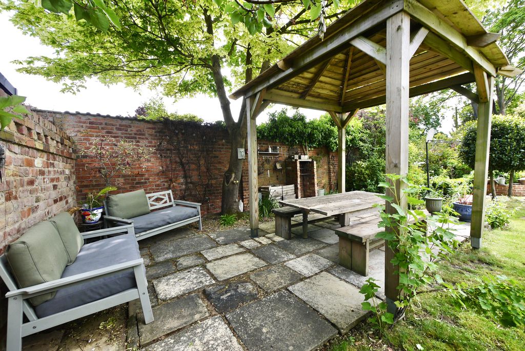 Additional image 37 of 4 bed semi-detached house for saleSunderland Street, Tickhill, Doncaster DN11
