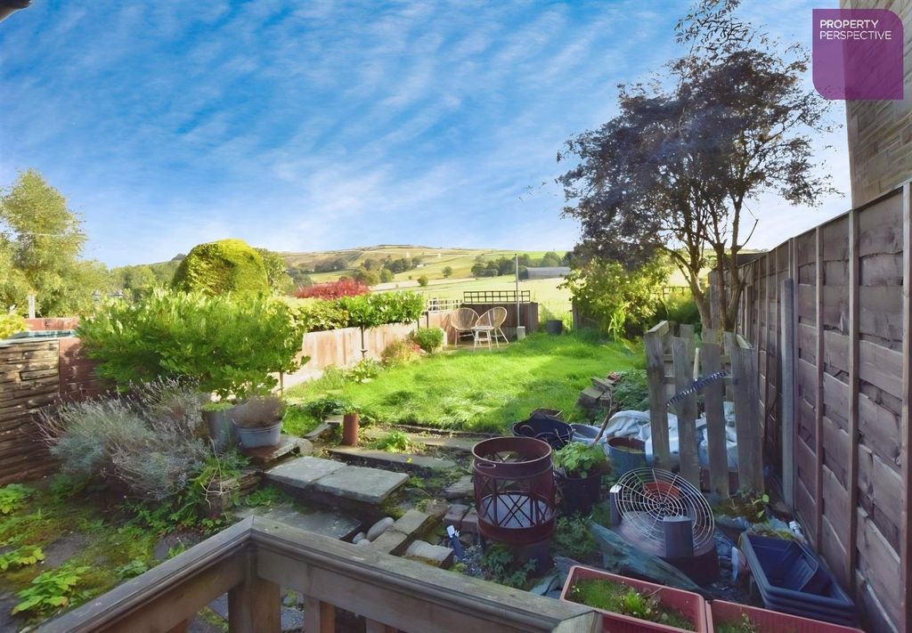 Property photo 2 of 10 E9860Ecd-10.Jpeg