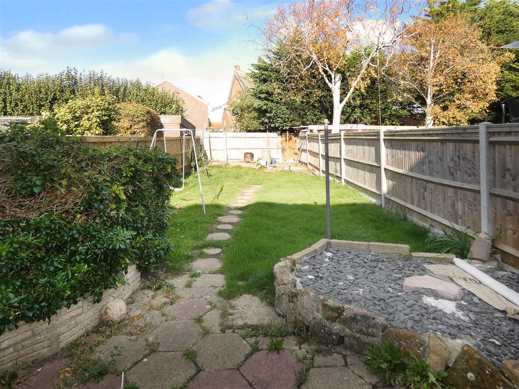 Property photo 2 of 11 P1070074.Jpg