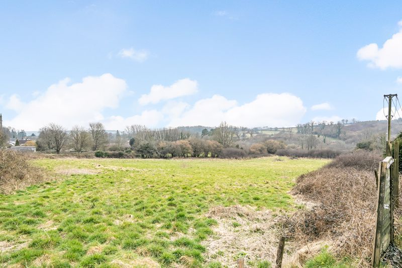 Property photo 2 of 15 Photo 18