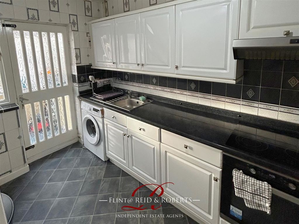 Property photo 3 of 12 3.Jpg