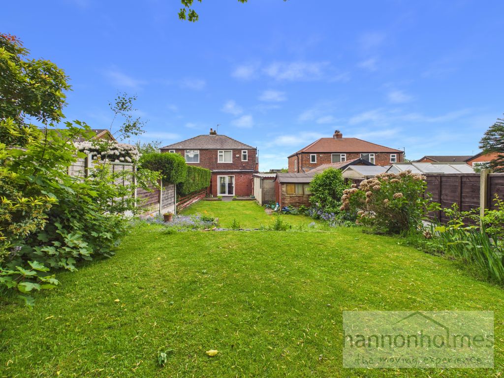 Property photo 3 of 29 Cam05283G0-Pr0177-Still029