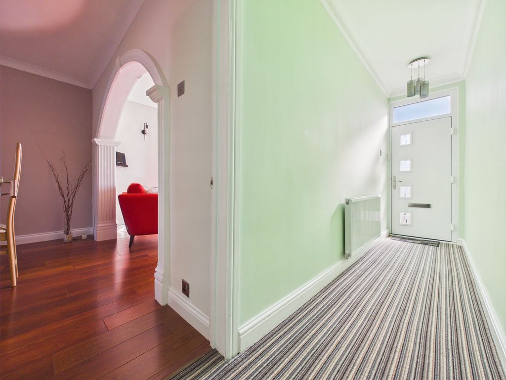 Property photo 2 of 13 Hallway