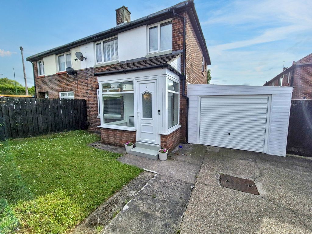 Property photo 1 of 28