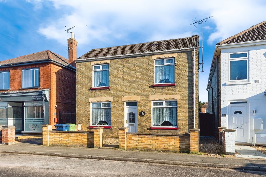 Property photo 1 of 15