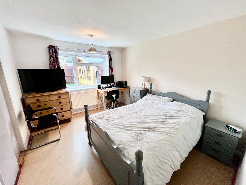 Property photo 3 of 15