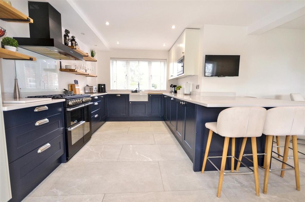 Property photo 2 of 26 Open Plan Kitchen / Dining / Family Room