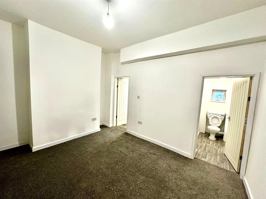 Property photo 3 of 10 Whatsapp Image 2025-01-28 At 16.06.05_E036B801.Jpg