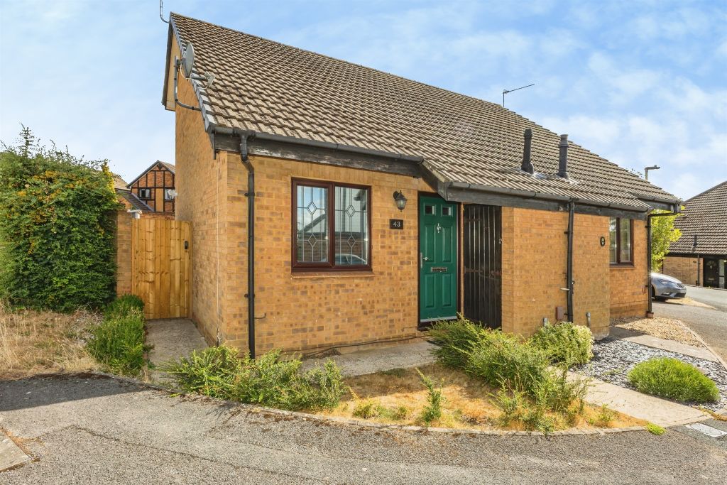 Property photo 1 of 18