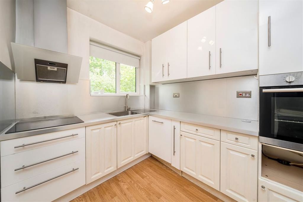 Property photo 3 of 4