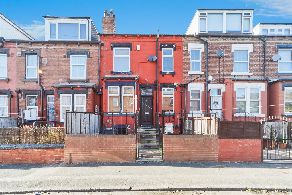 Property photo 1 of 12