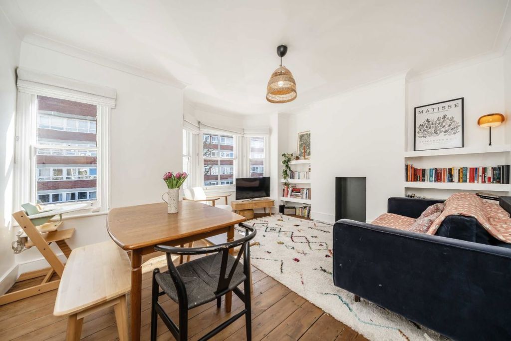 Property photo 2 of 7