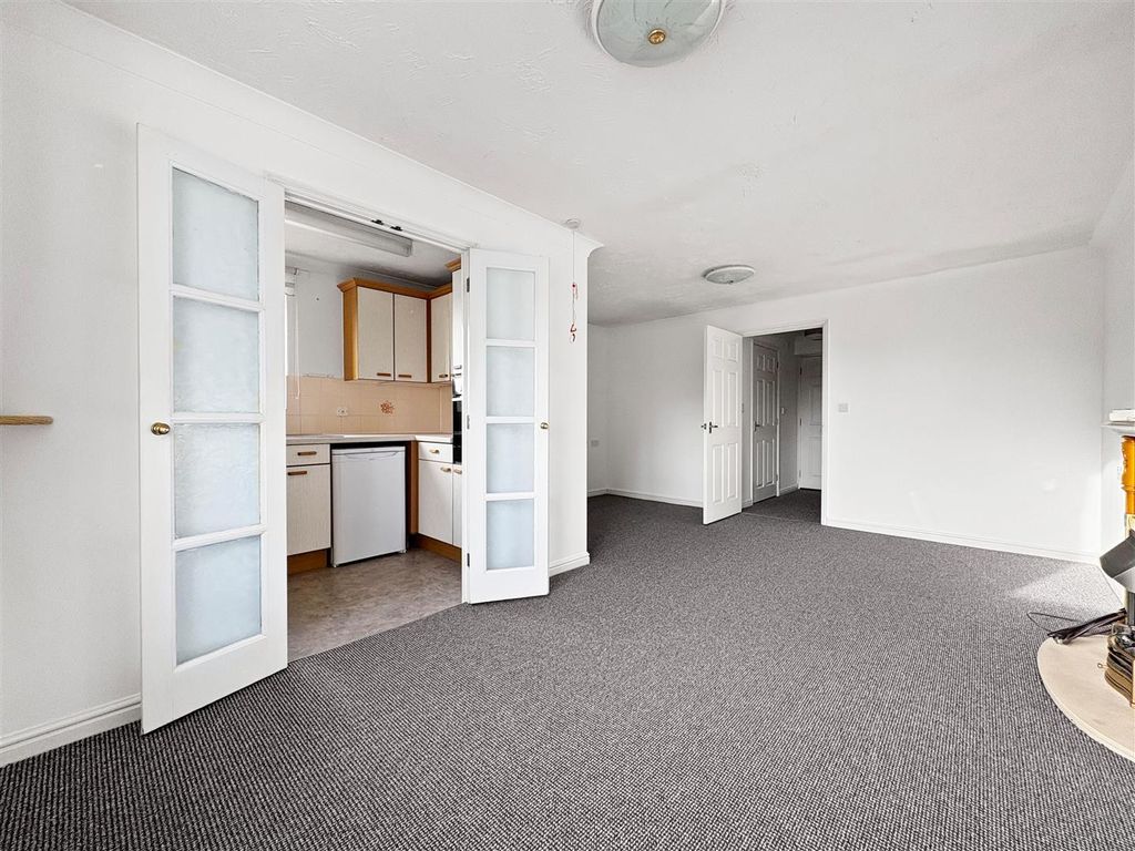 Property photo 3 of 10 Efbcff42974ee4817267d1d7B4A4E9384206Eb10.Jpg