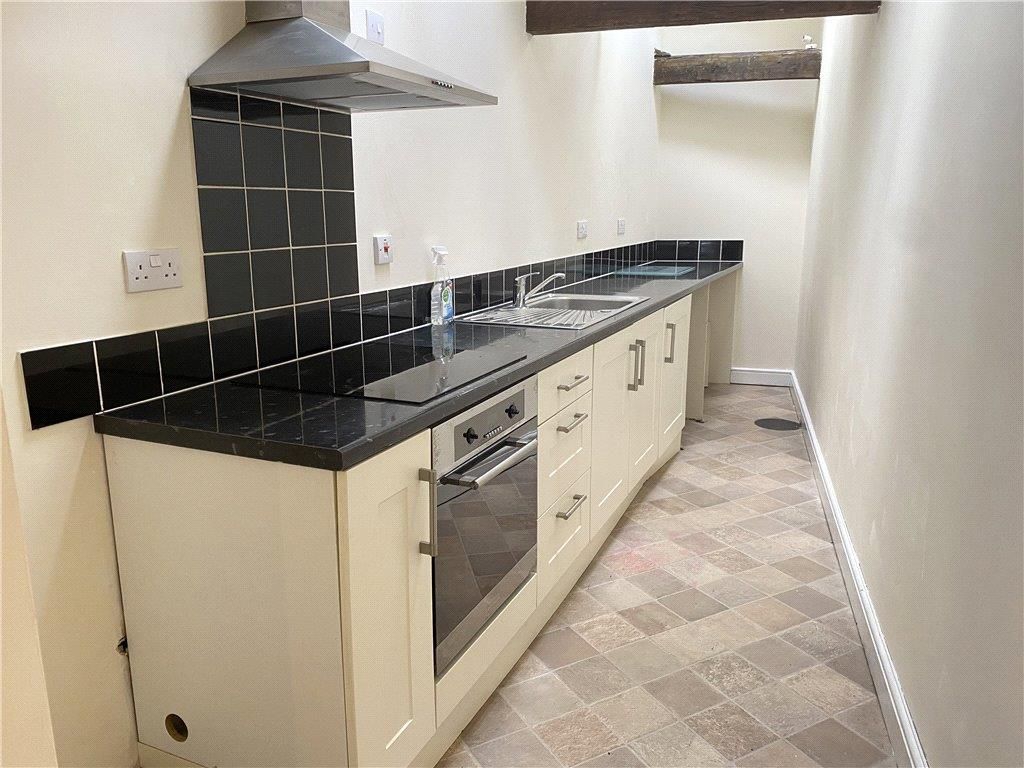 Property photo 3 of 5 Kitchen