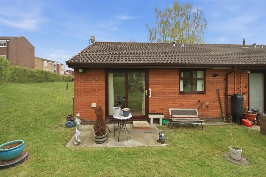 Property photo 3 of 11 Rear