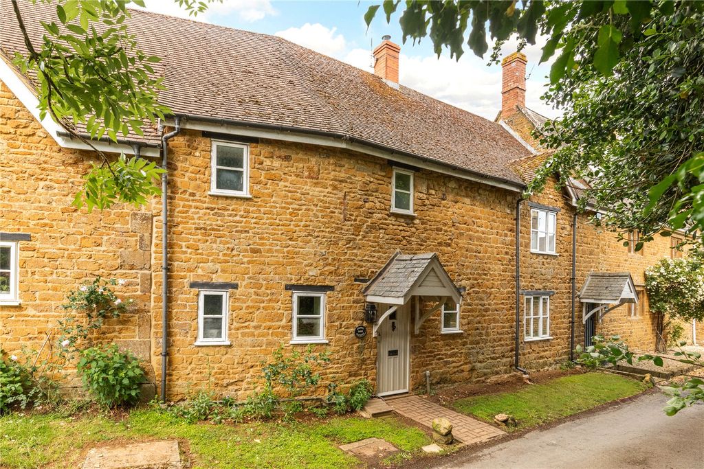 Property photo 2 of 15 Church Farm Cottage