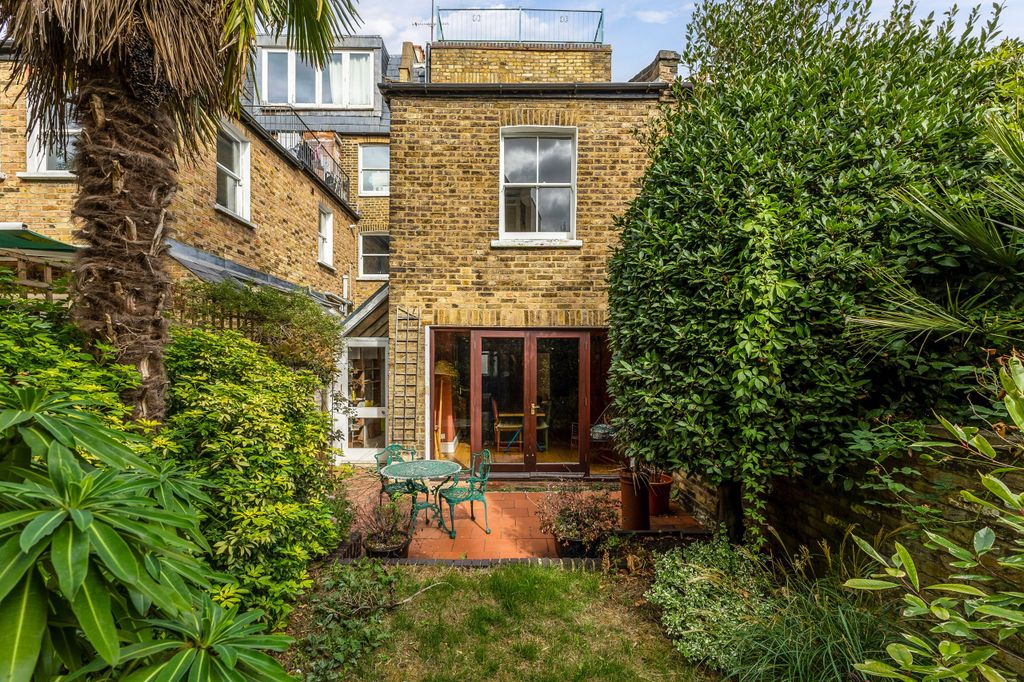 Property photo 1 of 14 Picture No. 17