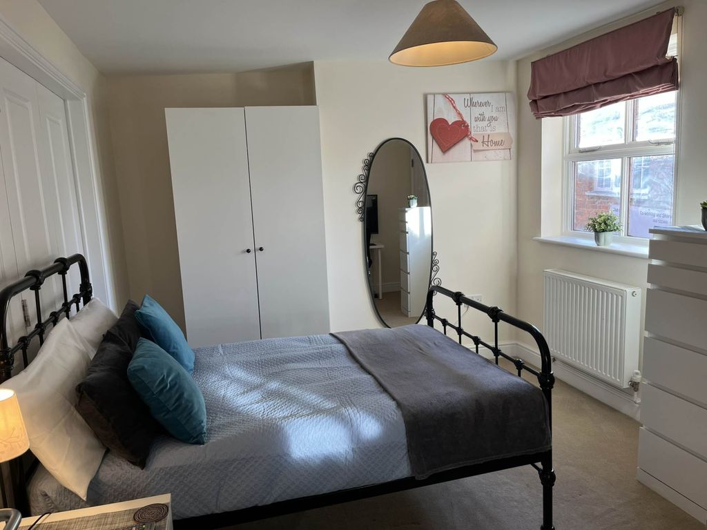 Property photo 1 of 30