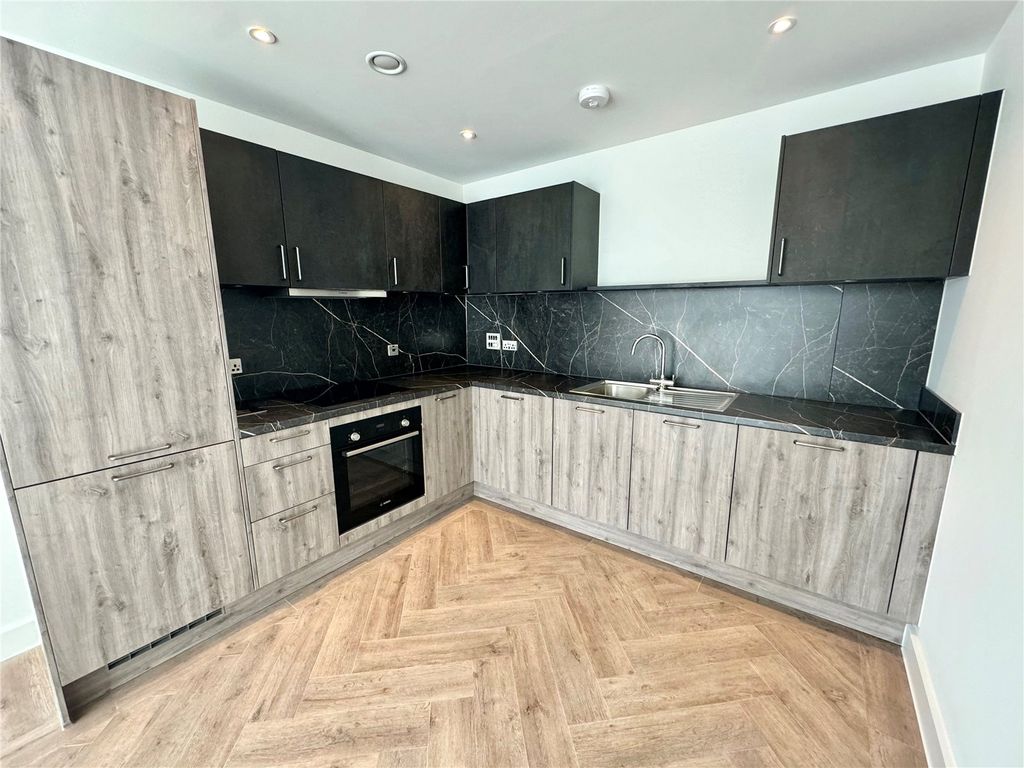 Property photo 2 of 7 Picture No. 03